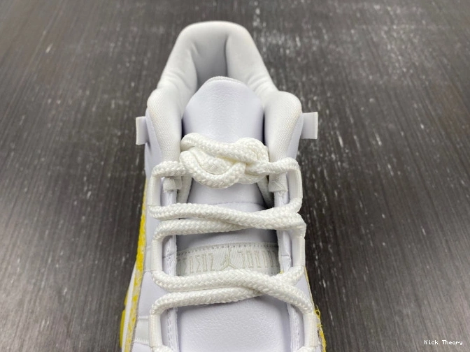 Kicked Out Shoe Store Air Yellow Snakeskin WMNS Jordan AH7860-107 11 Low 0630